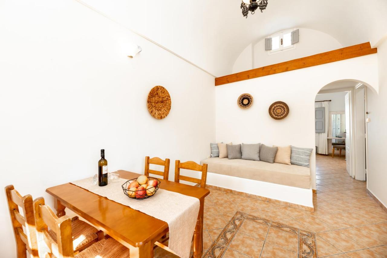 Villa By Hotel Thira Fira  Esterno foto