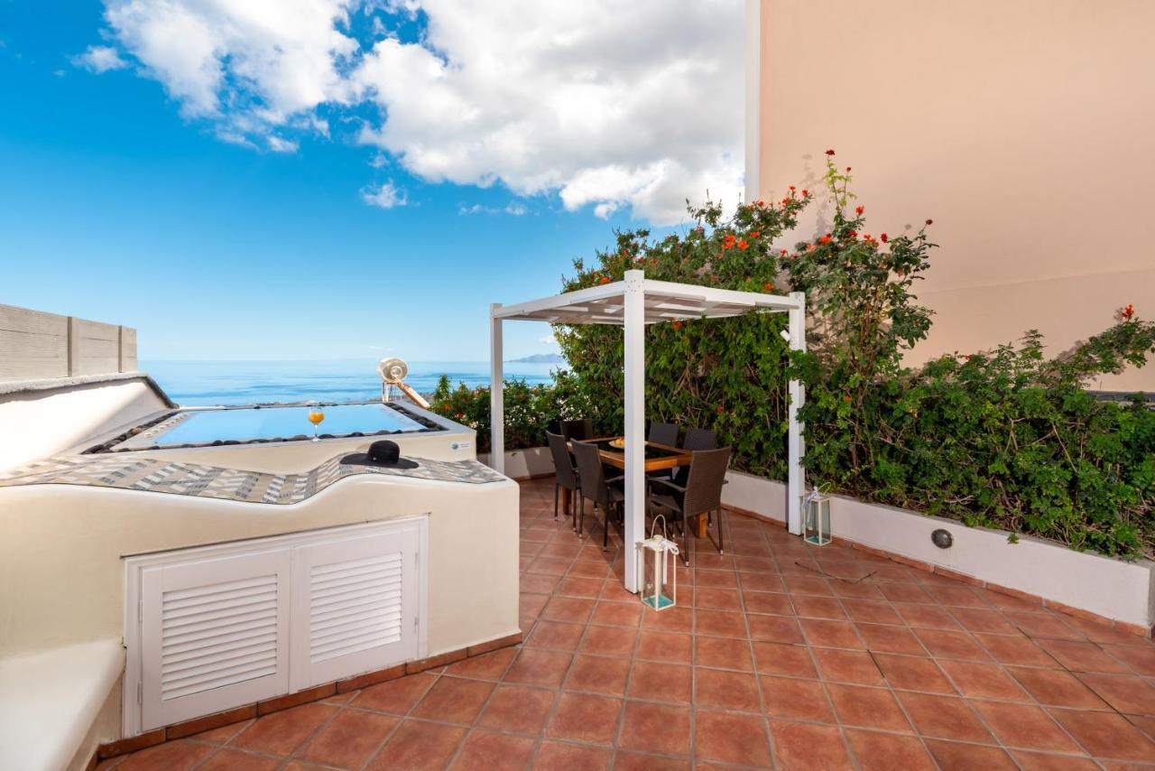 Villa By Hotel Thira Fira  Esterno foto
