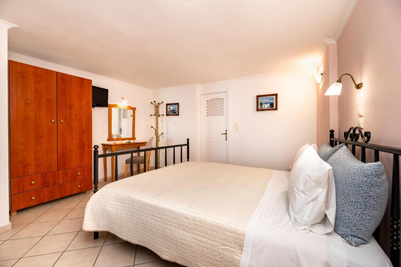 Villa By Hotel Thira Fira  Esterno foto